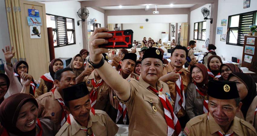 Kesejahteraan Guru Honorer Surabaya Temui Titik Terang, Wawali Whisnu Sakti Sistem Penggajian Bisa Diambil Dari Bopda