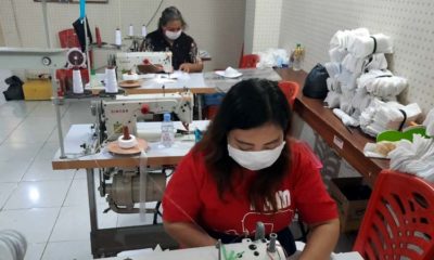 Pemkot Surabaya Berdayakan UMKM Produksi Masker dan APD untuk Tangani Covid-19