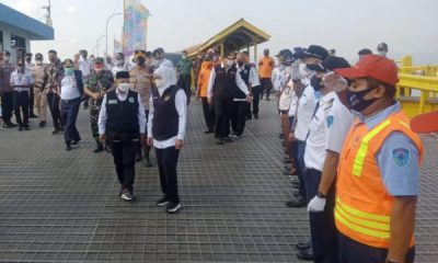 Gubernur Jatim Pantau Kesipan Mudik Lebaran di Pelabuhan Jangkar Situbondo