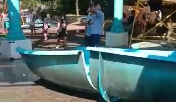 Sambungan Perosotan Wahana Waterpark Kenjeran Surabaya Ambrol, 16 Korban Dievakuasi ke Rumah Sakit