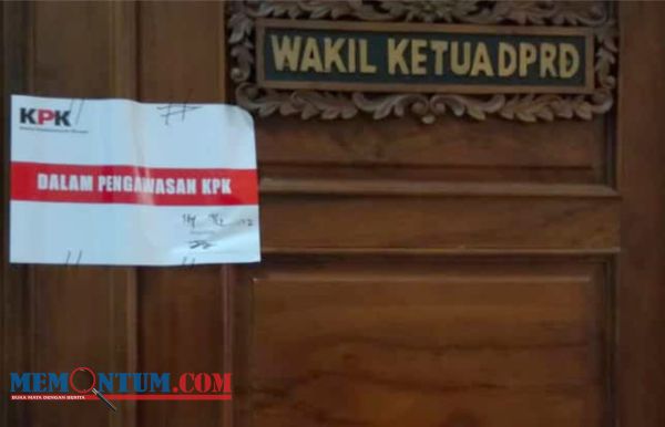 OTT Wakil Ketua DPRD Jatim, KPK Segel Beberapa Ruang di Gedung DPRD